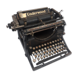 Old typewriter Underwood azerty