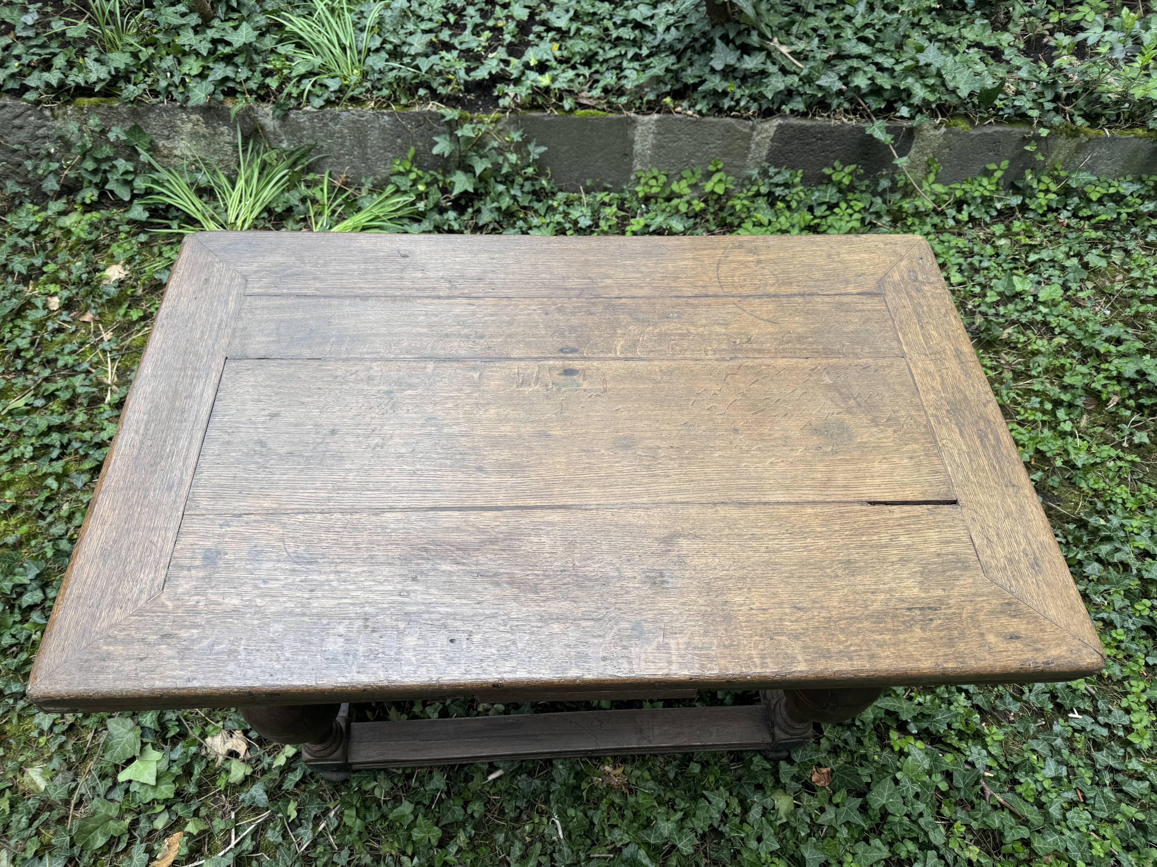 Flemish table