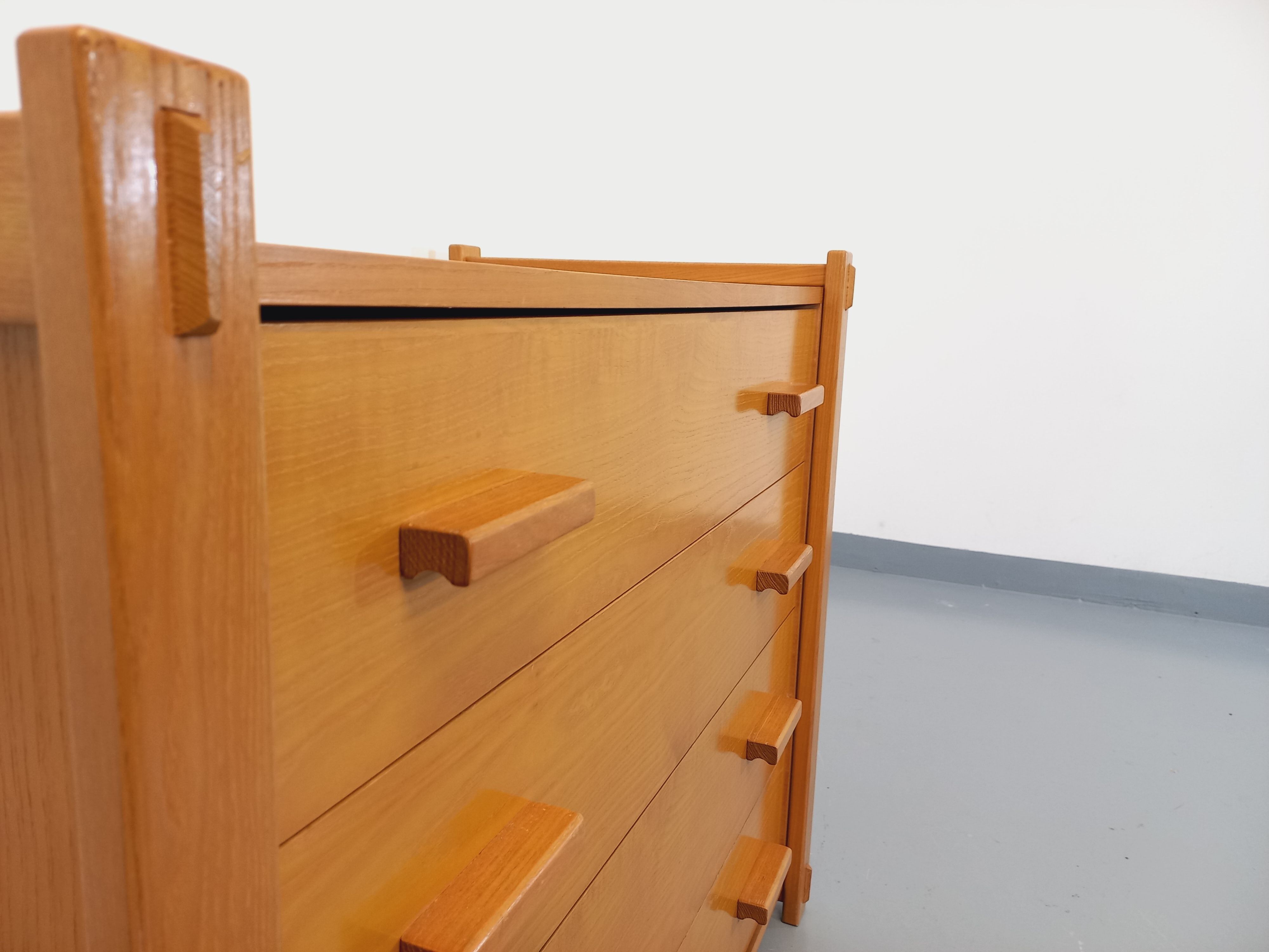 Vintage 80's blond elm chest of drawers