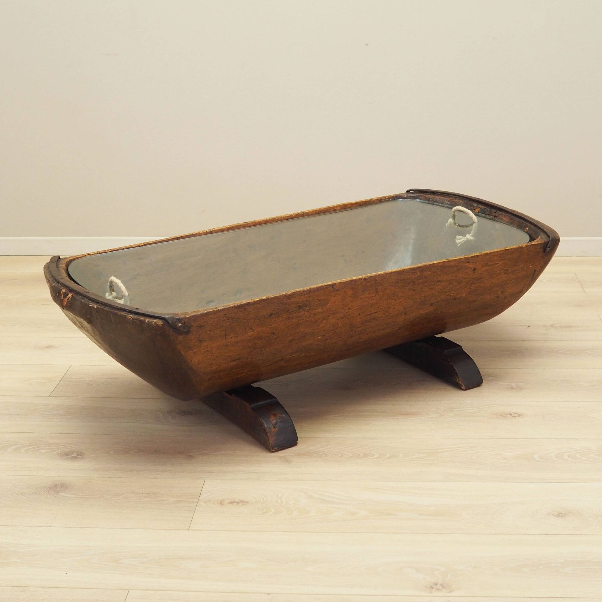 Pine coffee table, Italian design, 1960s, production: Italy