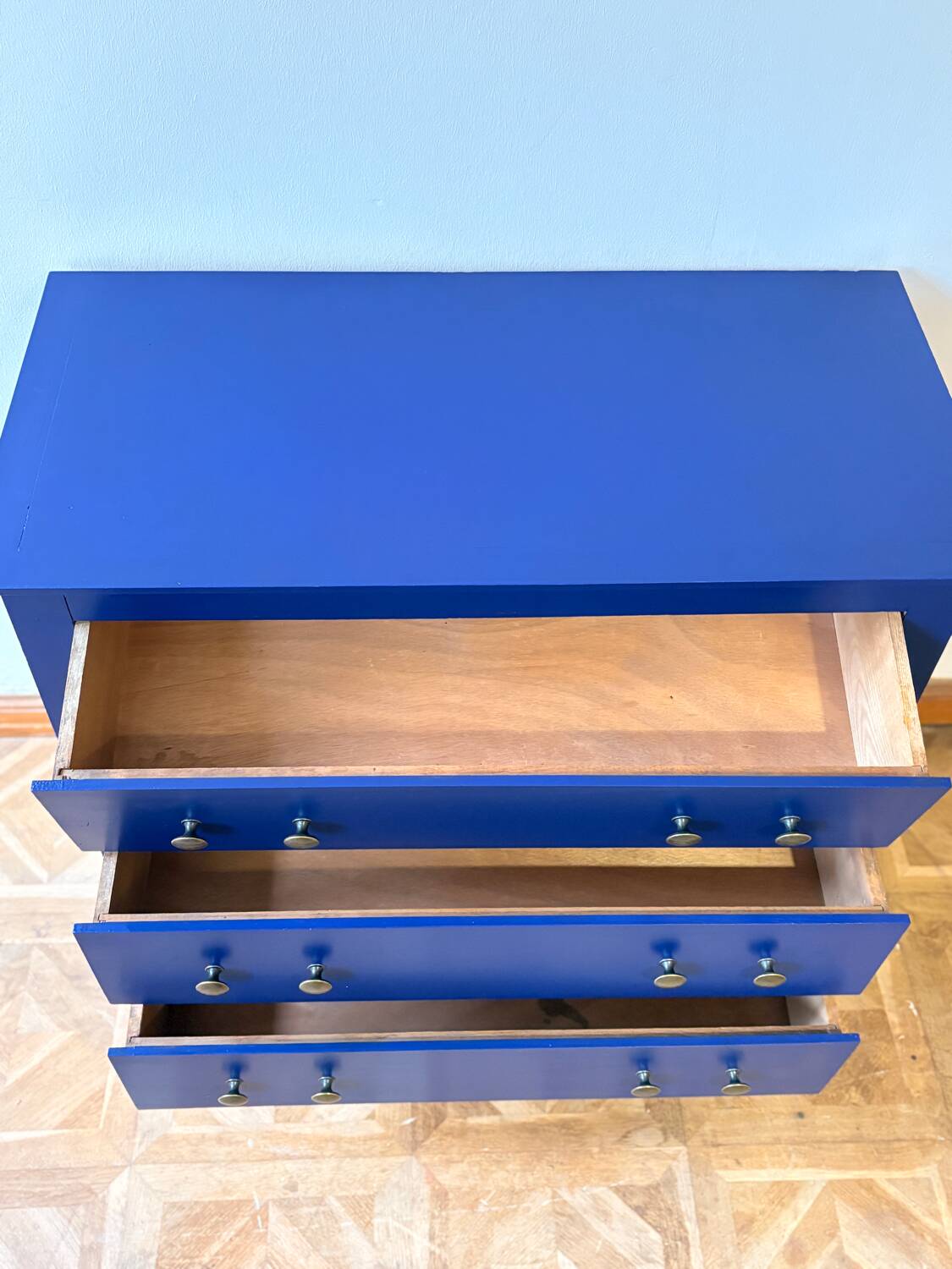 Night blue chest of drawers