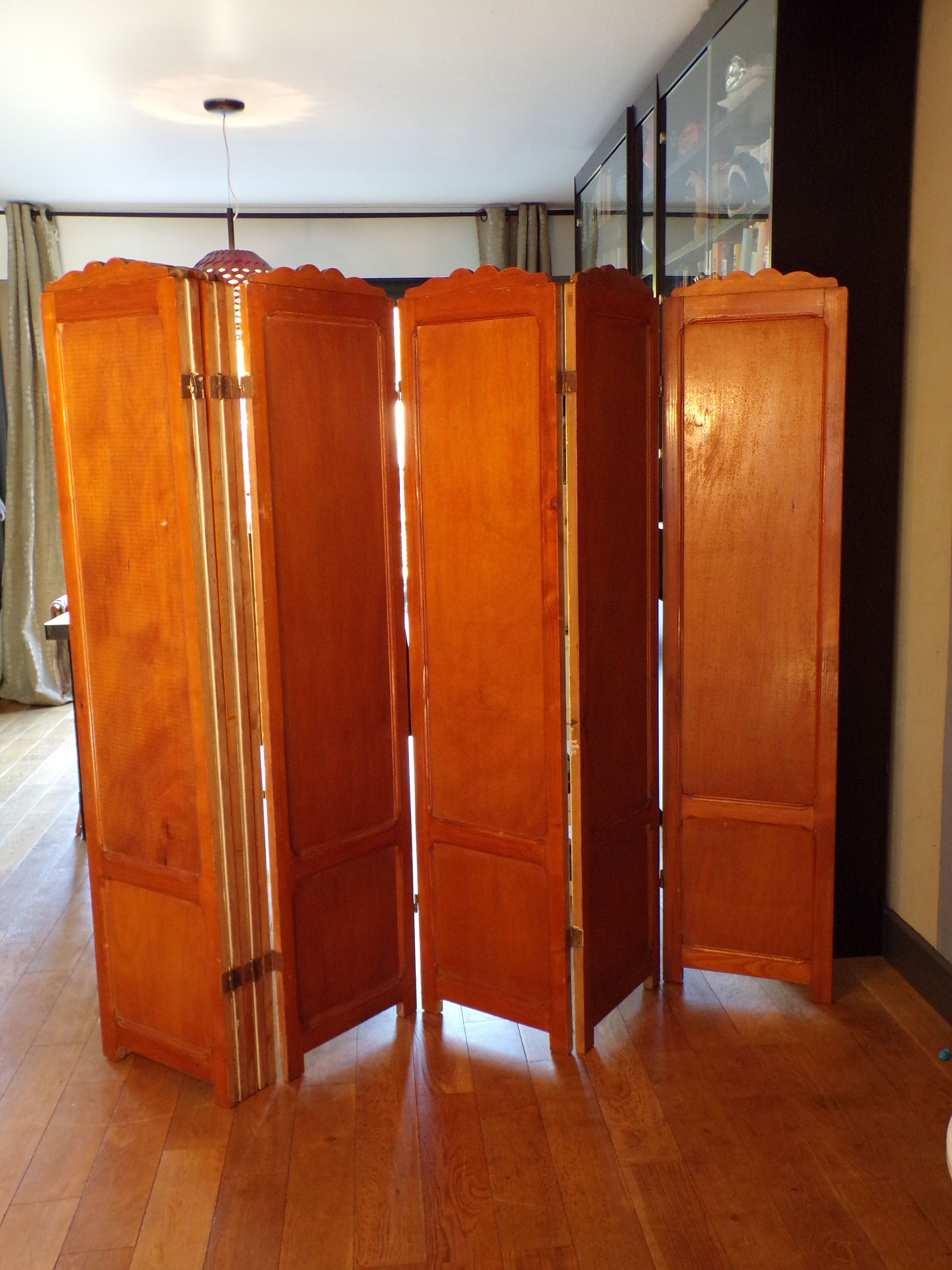 Old screen 9 wooden panels