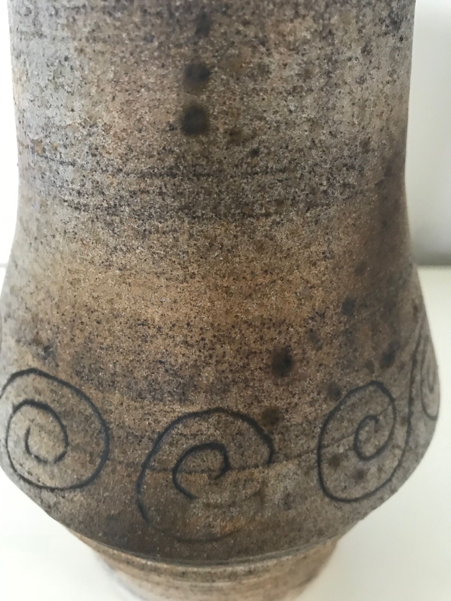 Ceramic signed 1960 vintage sandstone