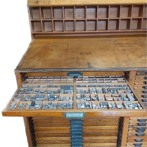 Printing furniture from the 1930s by Croon.