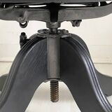 American office chair from the late 19th century