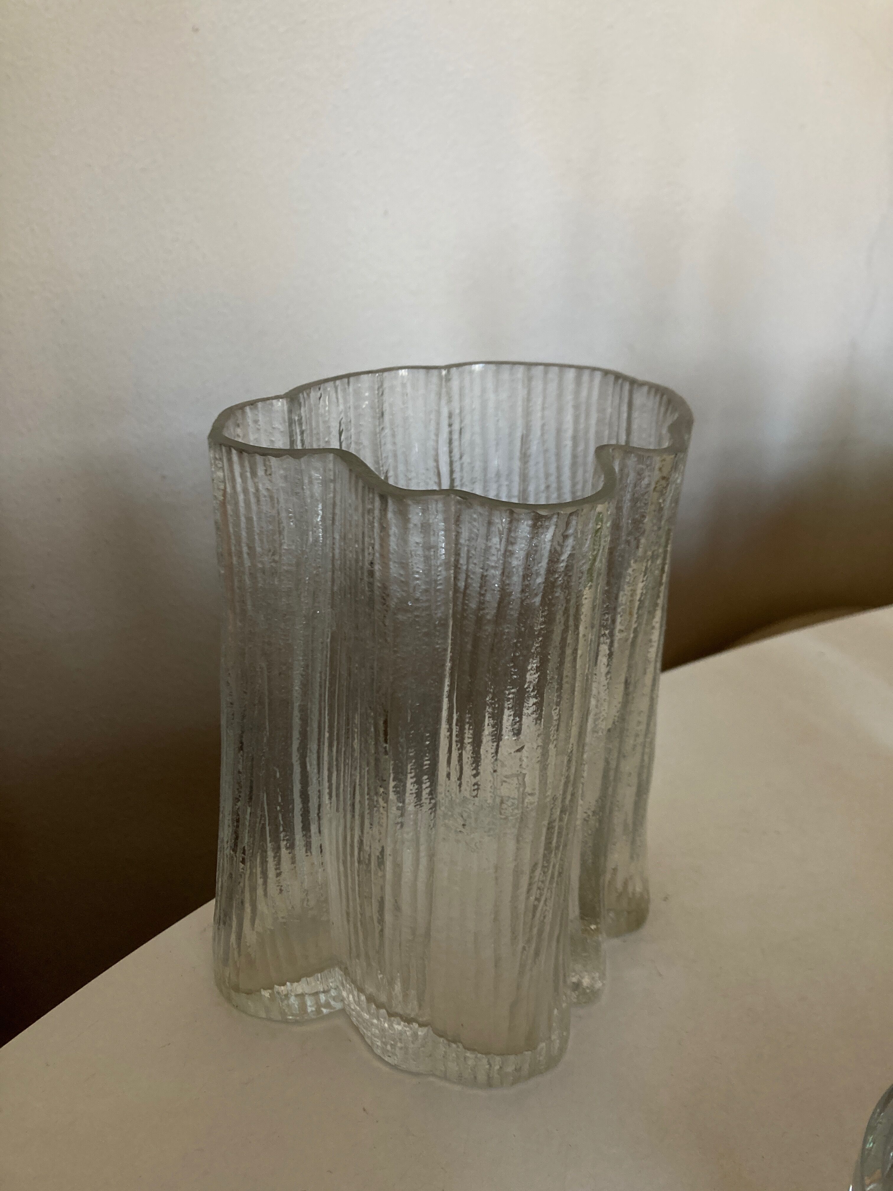 Produit Pop up Noel 22 Vase forme libre troc d'arbre 1970