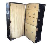 Antique vertical cabin trunk – 109 cm – parchment interior