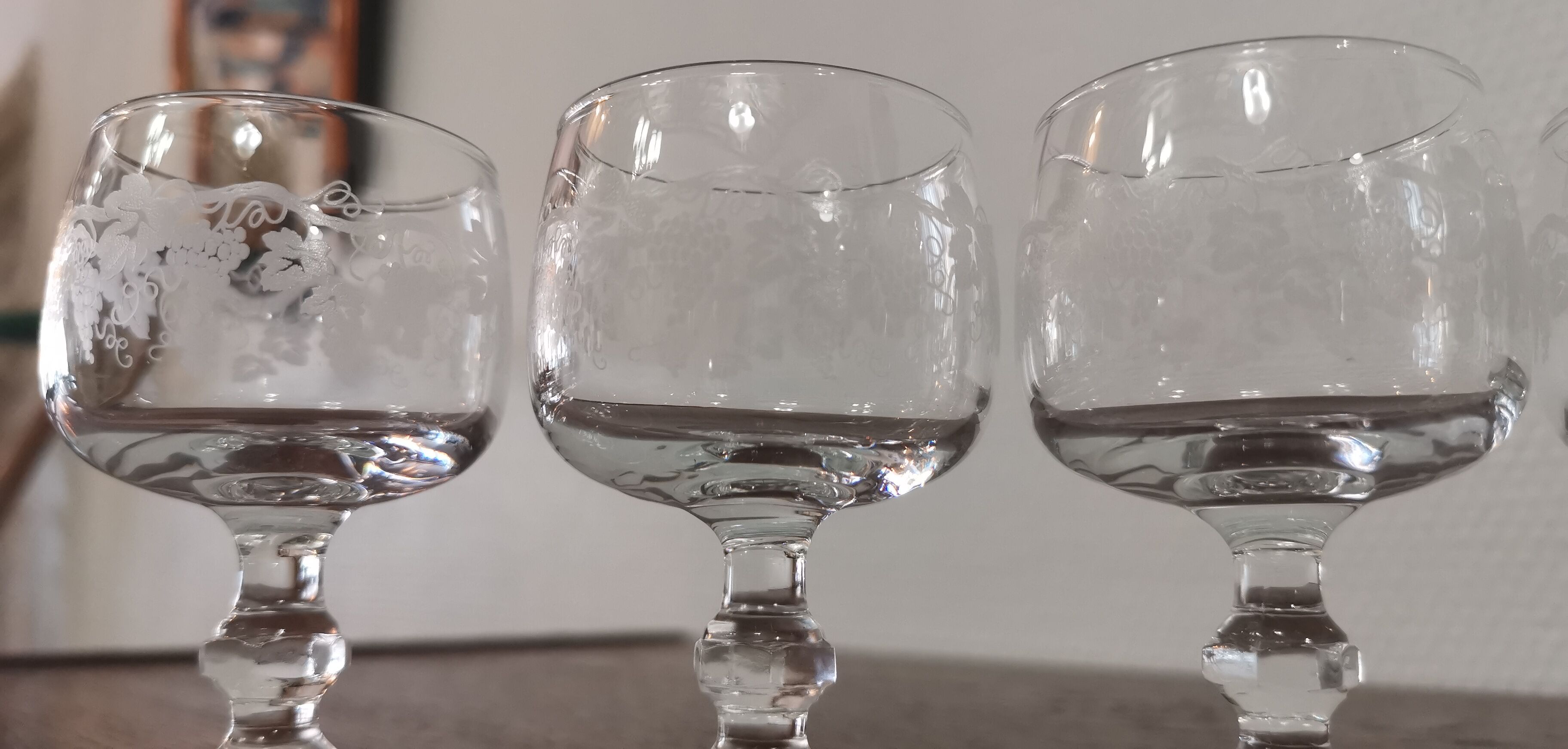 Set of 5 glasses aperitif on foot decoration grapes and vine shoot Luminarc