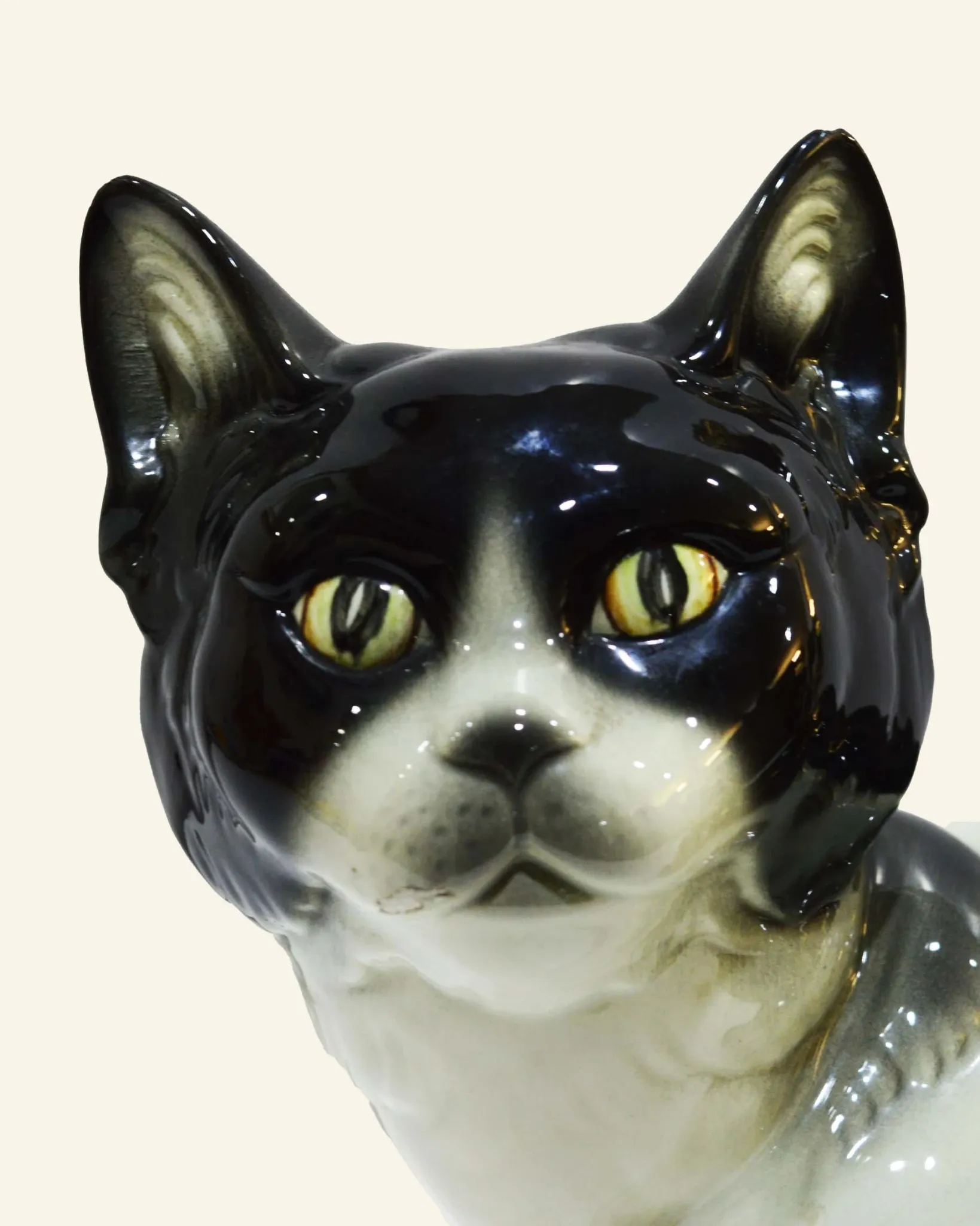 Black and white ceramic cat from Manises, 1960s