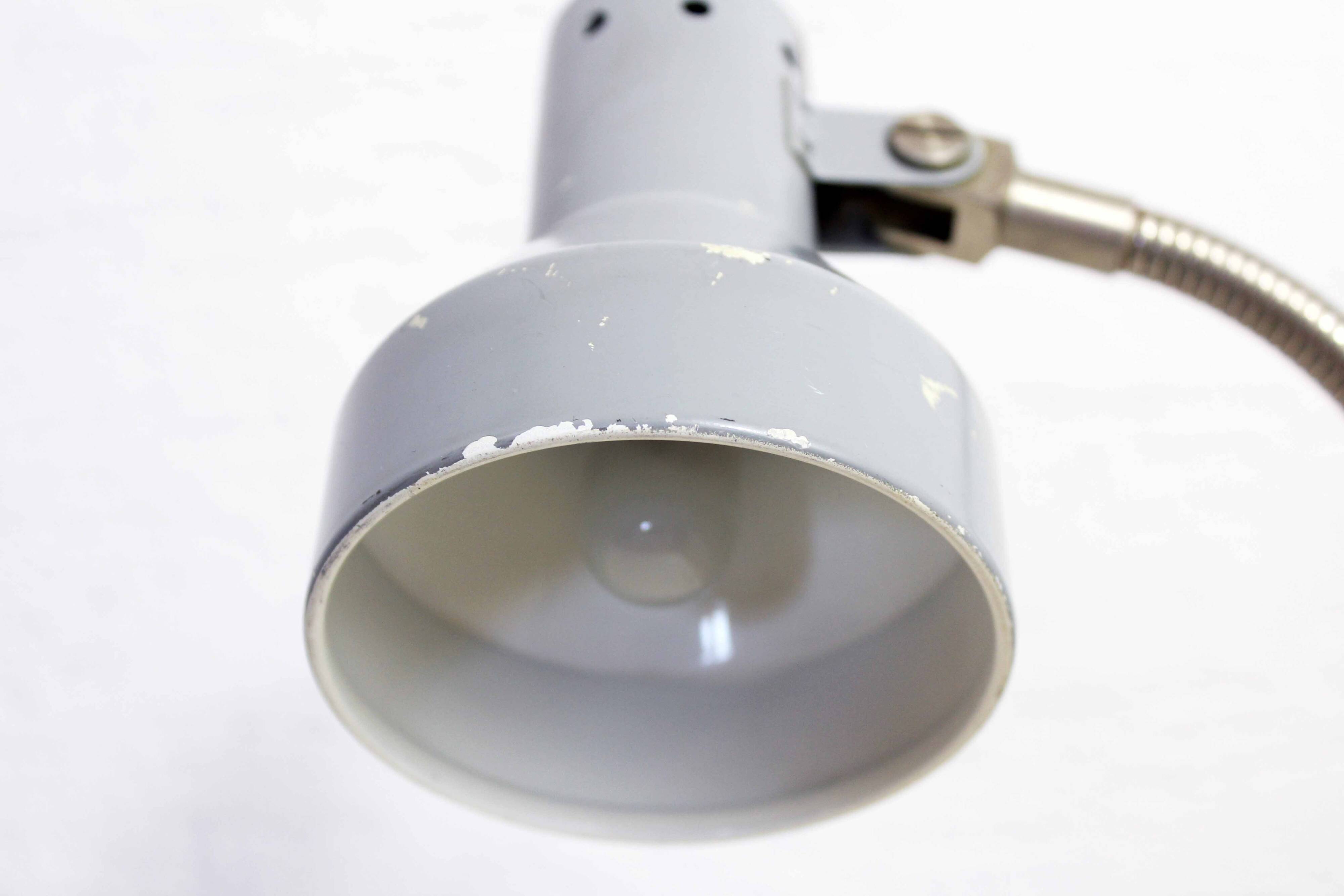 Lampe industrielle sur pince