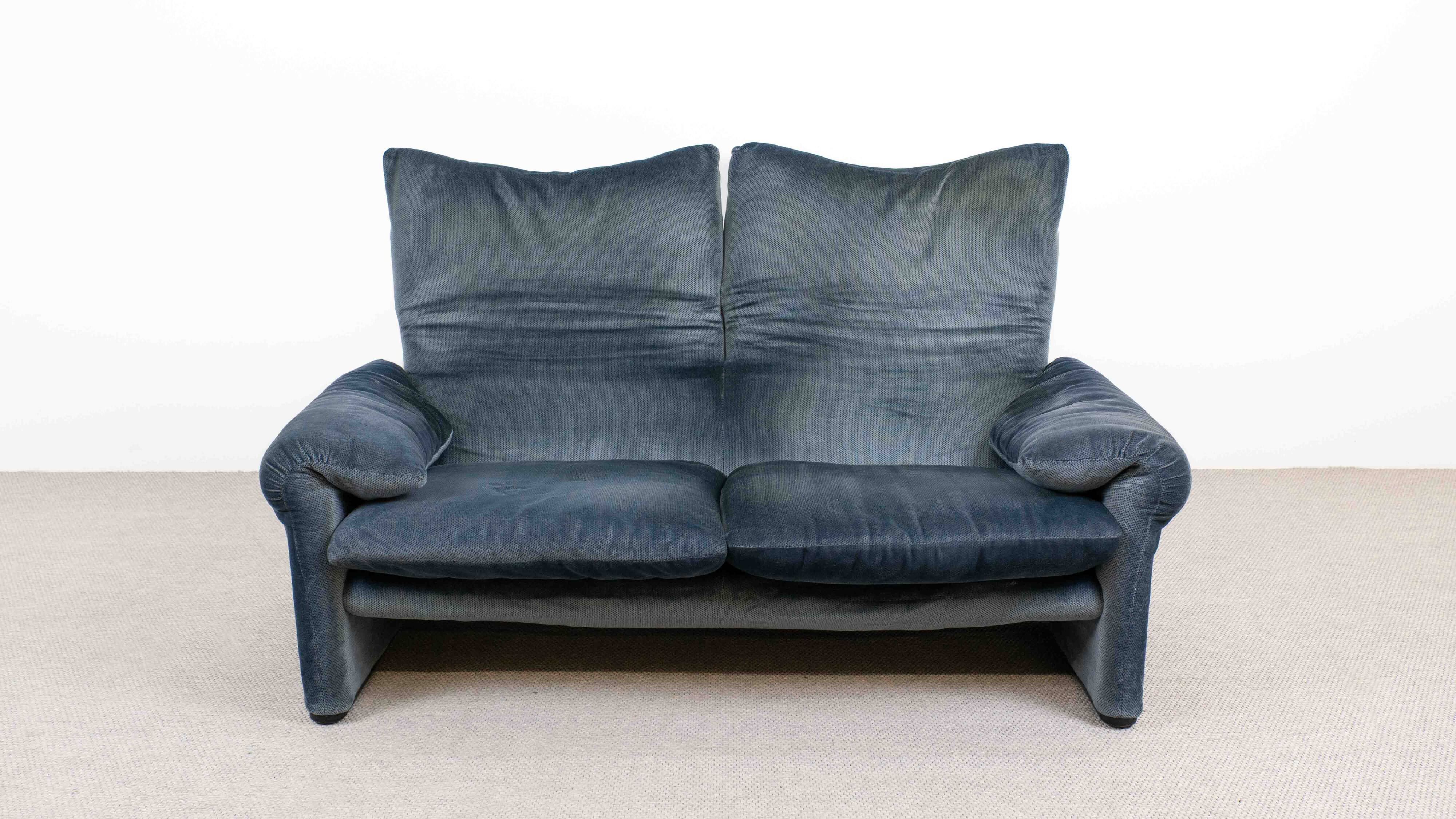 Maralunga Sofa by Vico Magistretti for Cassina, 1980s