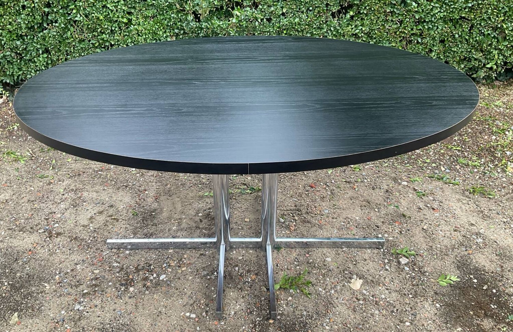 Table à manger ovale Tavo Belgium années 70