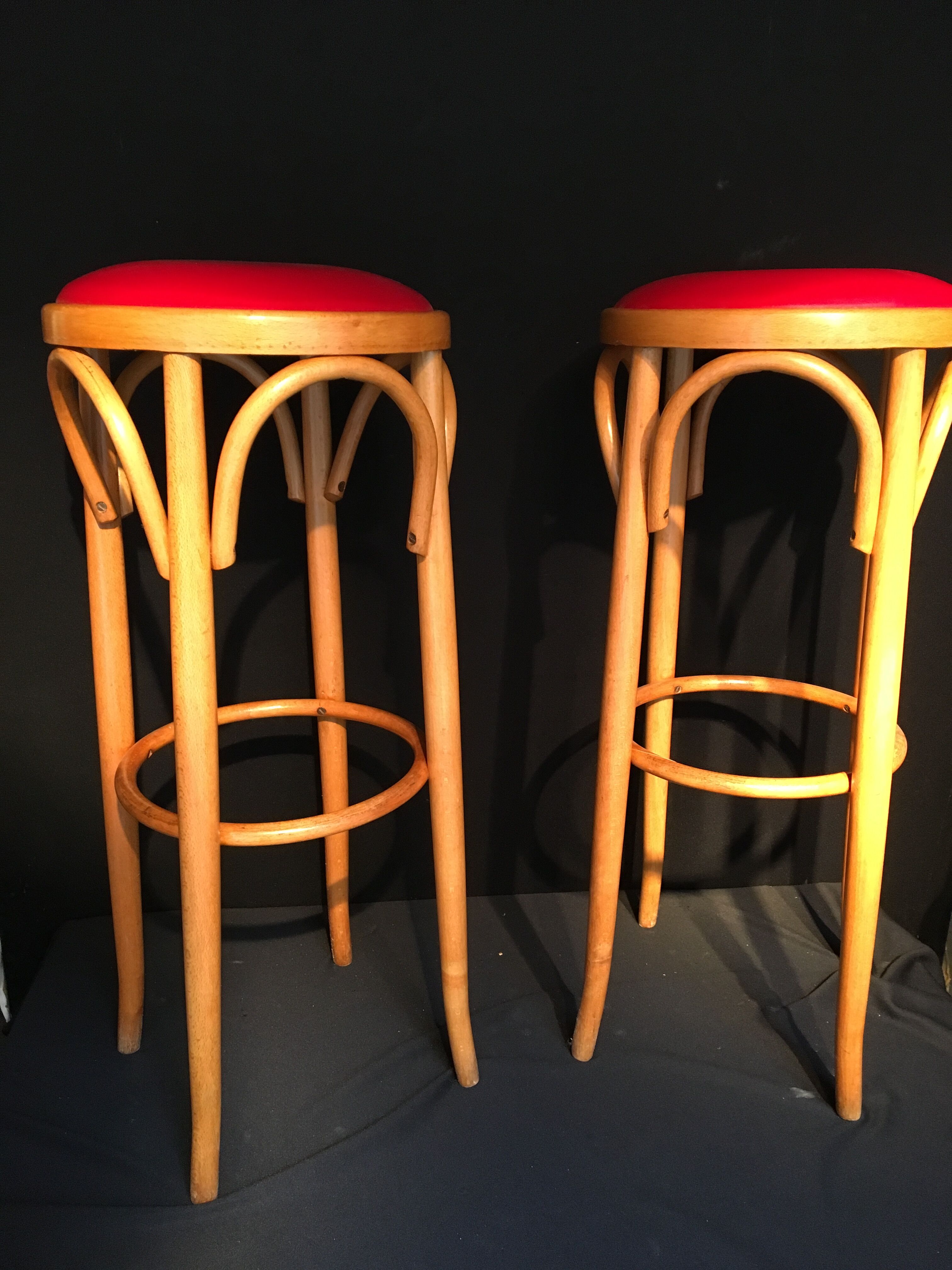 Lot of 4 bar stools