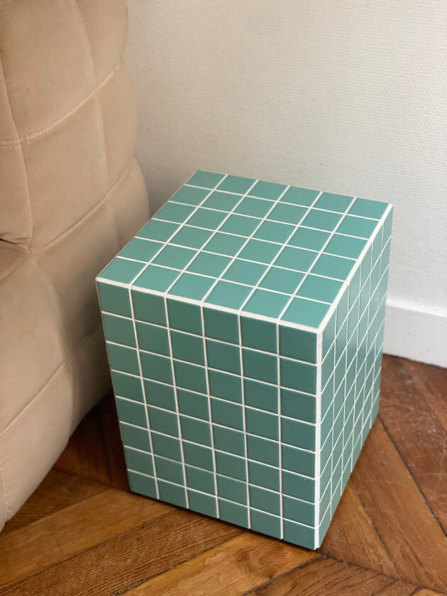 VColumn - turquoise blue/white