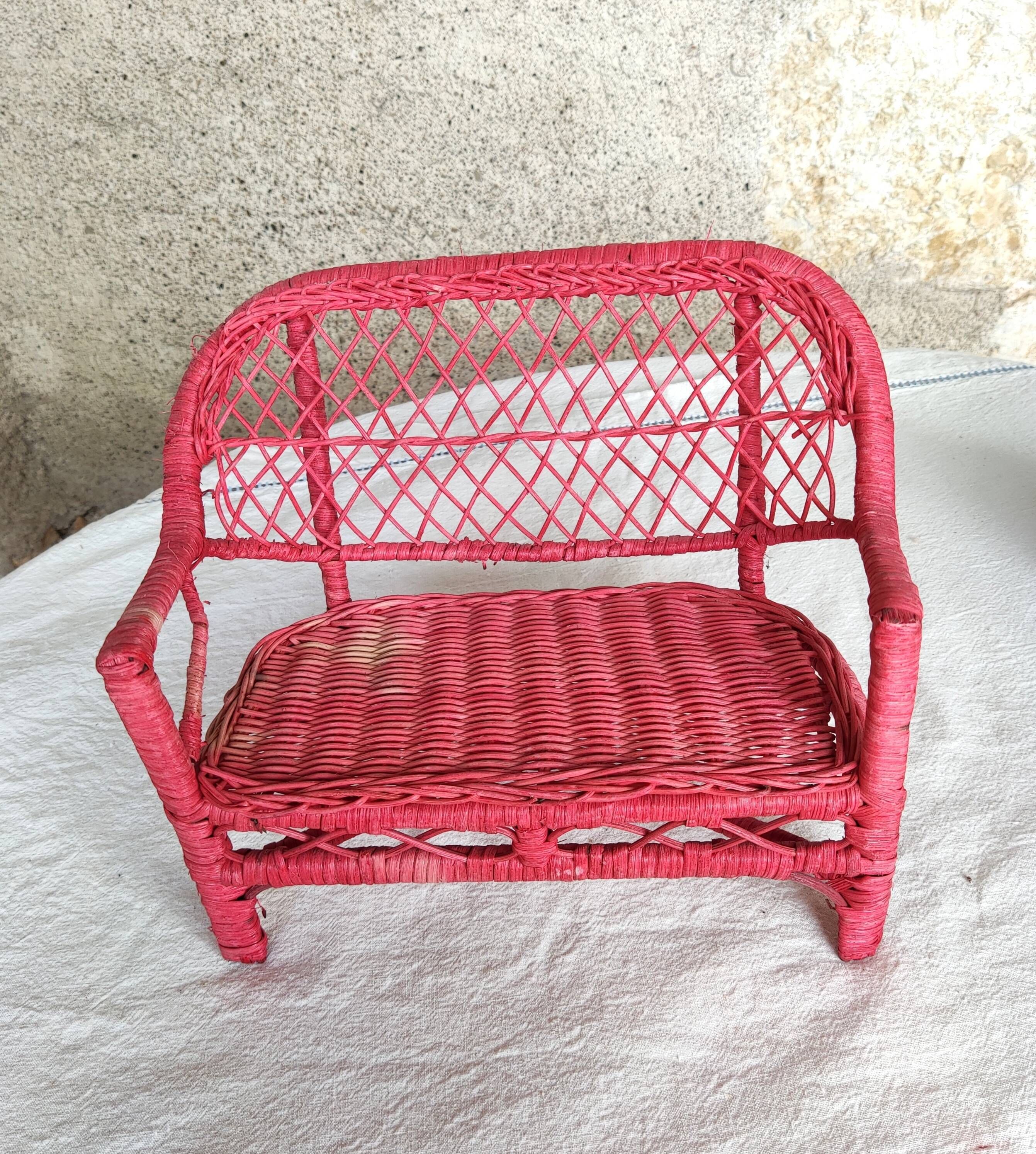 Rattan garden furniture for dolls - vintage