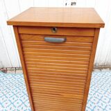 Filing cabinet, curtain cabinet
