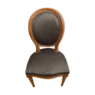 Medallion armchair