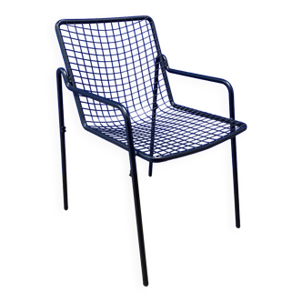 Rio R50 chair with armrests