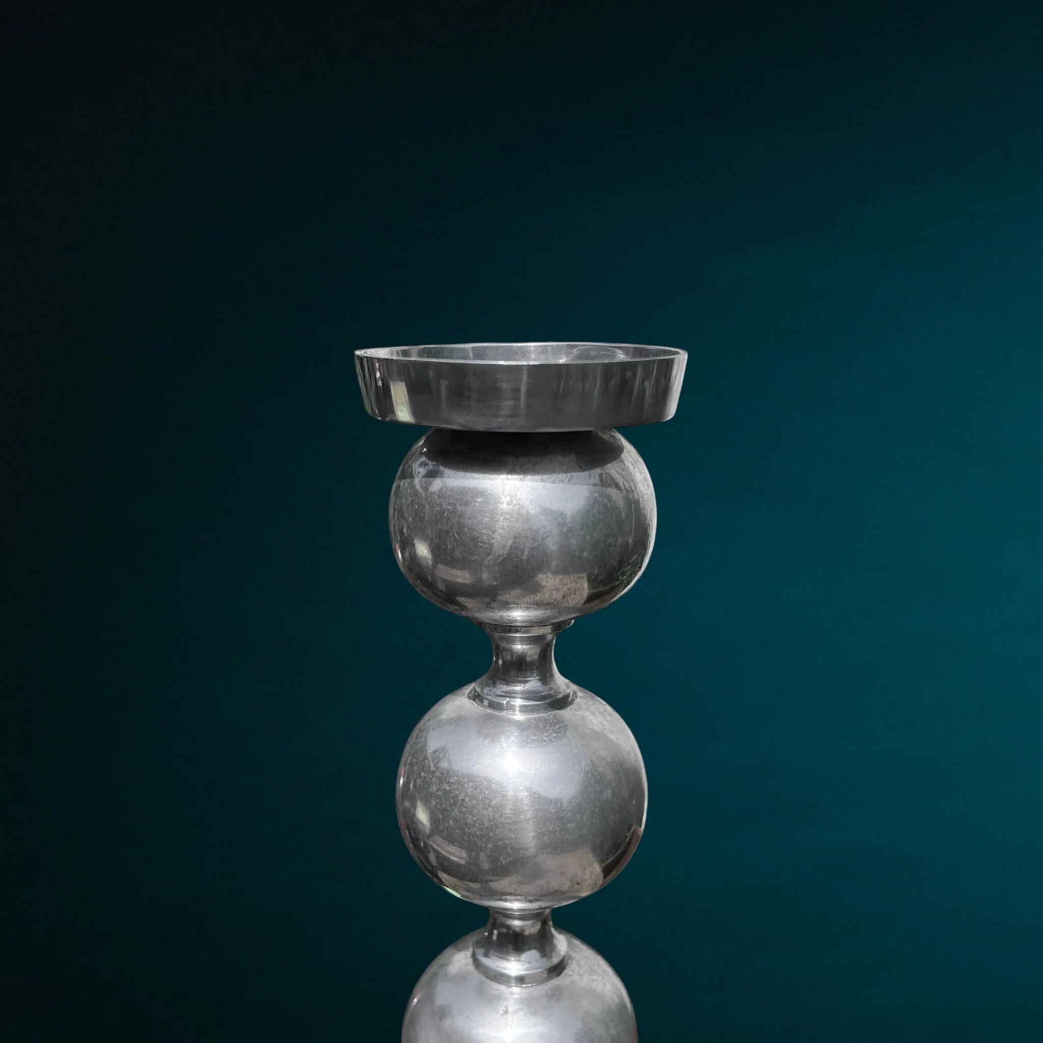 Space Age candlestick in cast aluminium with stacked balls – 1970s