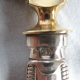 silver metal knife and cake shovel