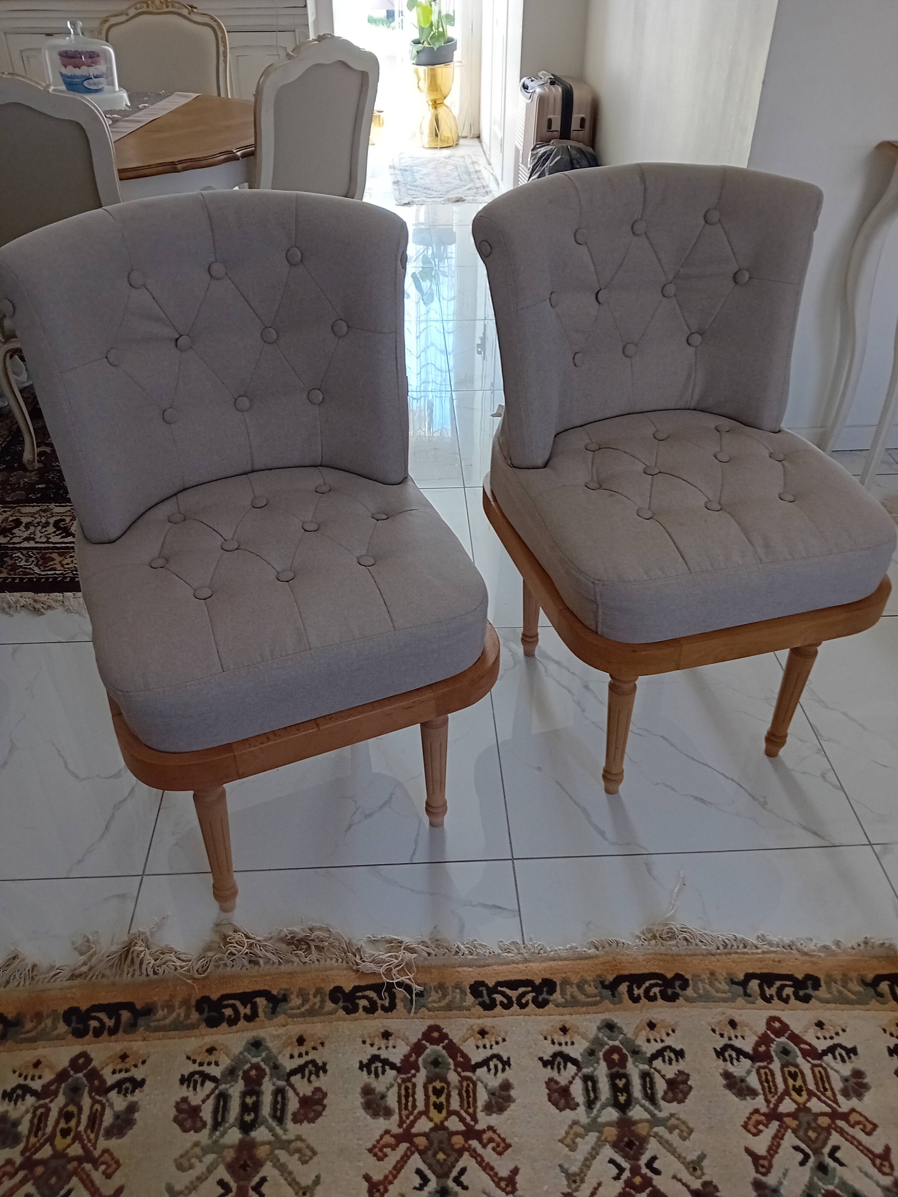 Set of 2 chairs