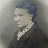 Framed portraits from 1911, 53/63 cm, both