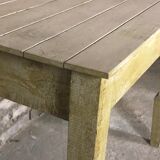 Table en sapin patiné vert clair 1970
