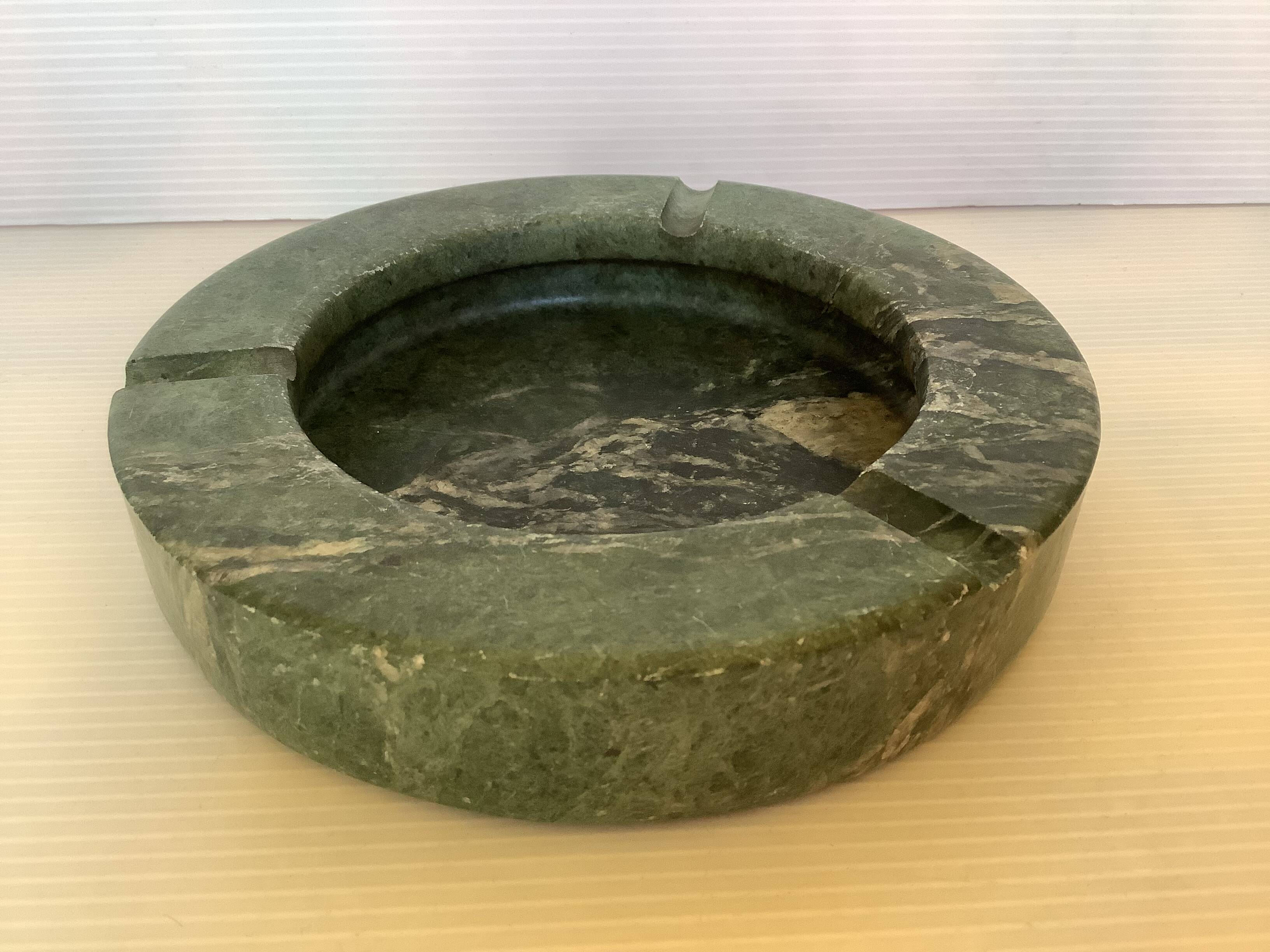 Empty green marble ashtray pocket