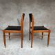 2 chaises vintage en bois et skaï