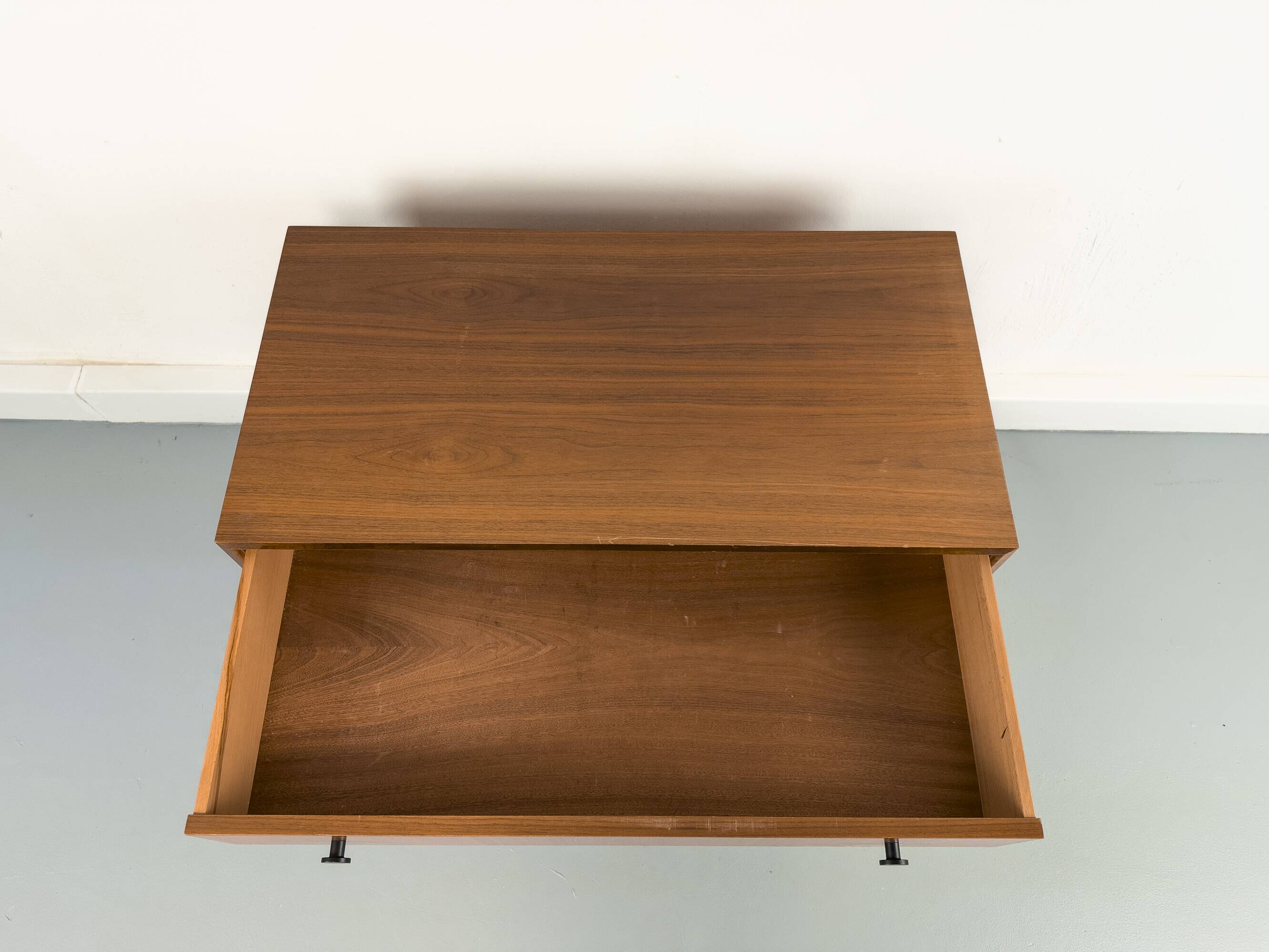 Commode à tiroirs en noyer de WK Möbel, années 1960