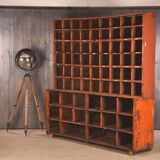 Meuble de métier caisse à vin industriel