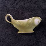 Moulin des Loups Vert fish-shaped plate and sauce boat service