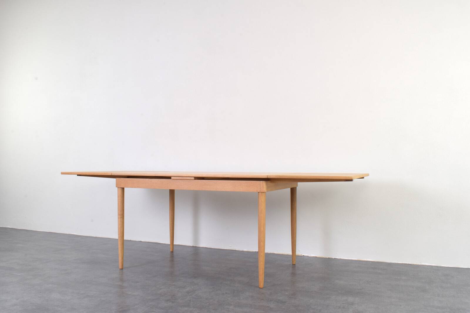 Mid-Century Danish Oak Extendable Dining Table, 1960s.