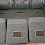 Three-seater sofa in green leather with a solid wood frame