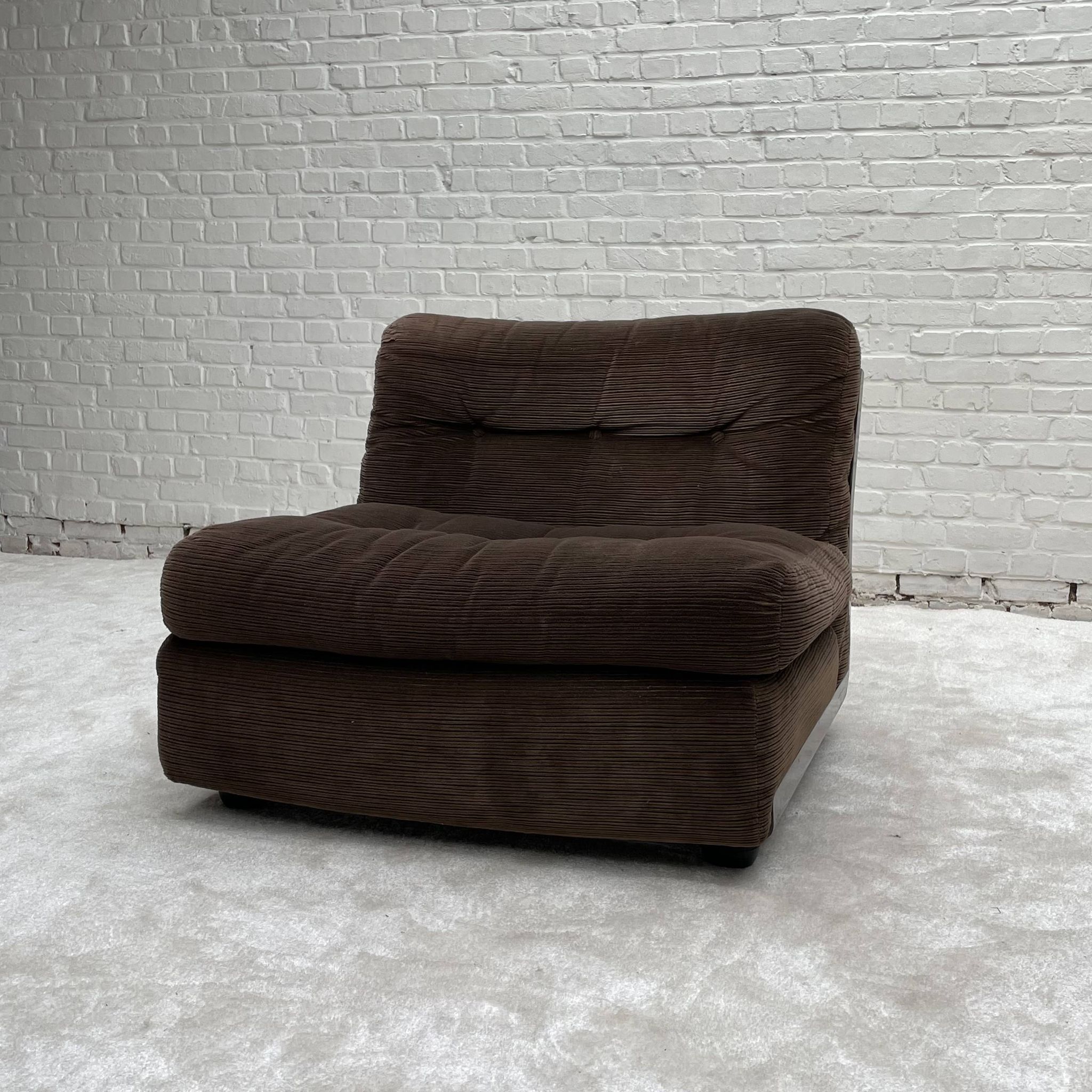 3 amantas in brown corduroy by Mario Belinni for B&B Italia