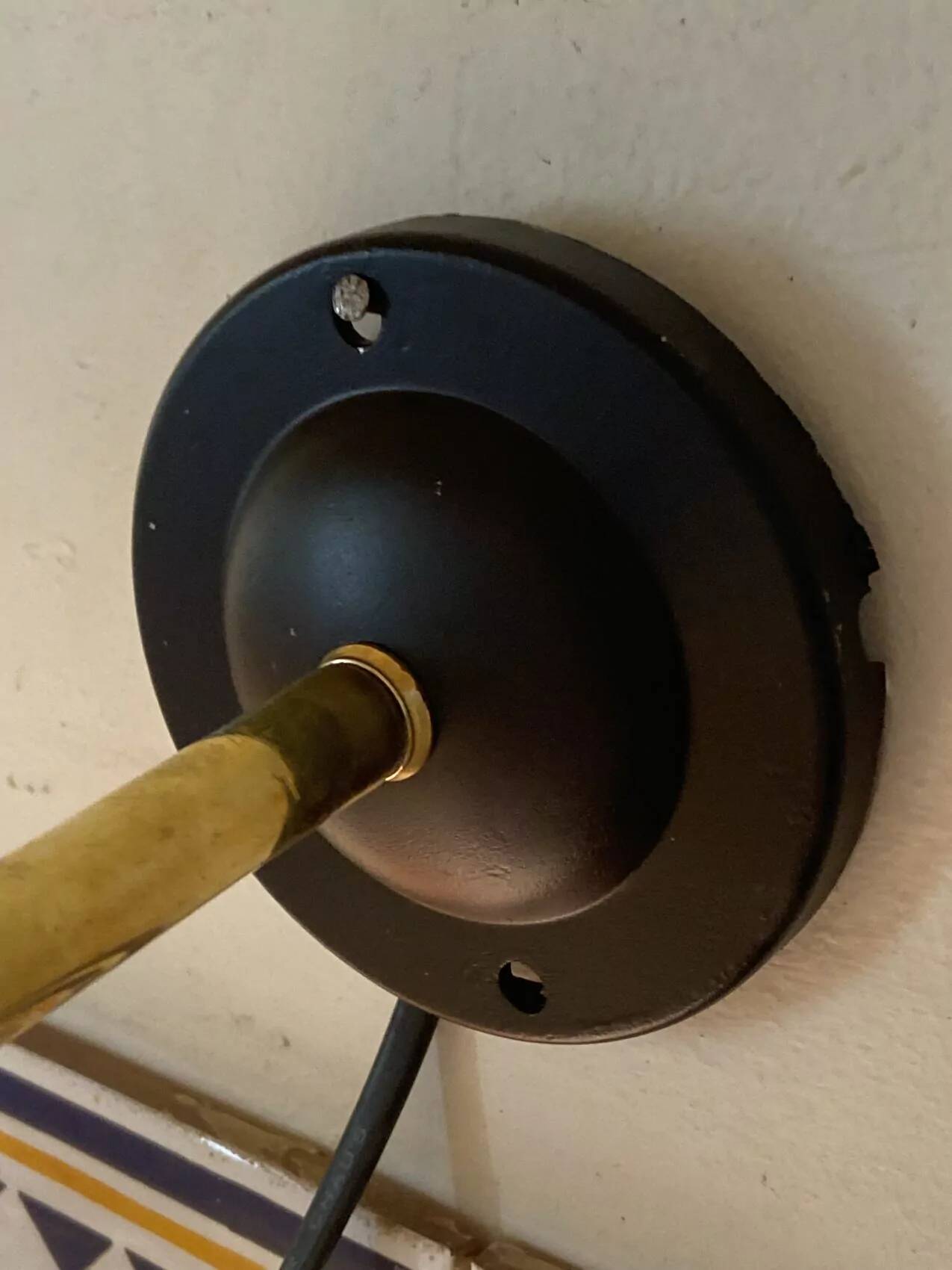 Vintage adjustable wall light – yellow metal and brass – 1960s