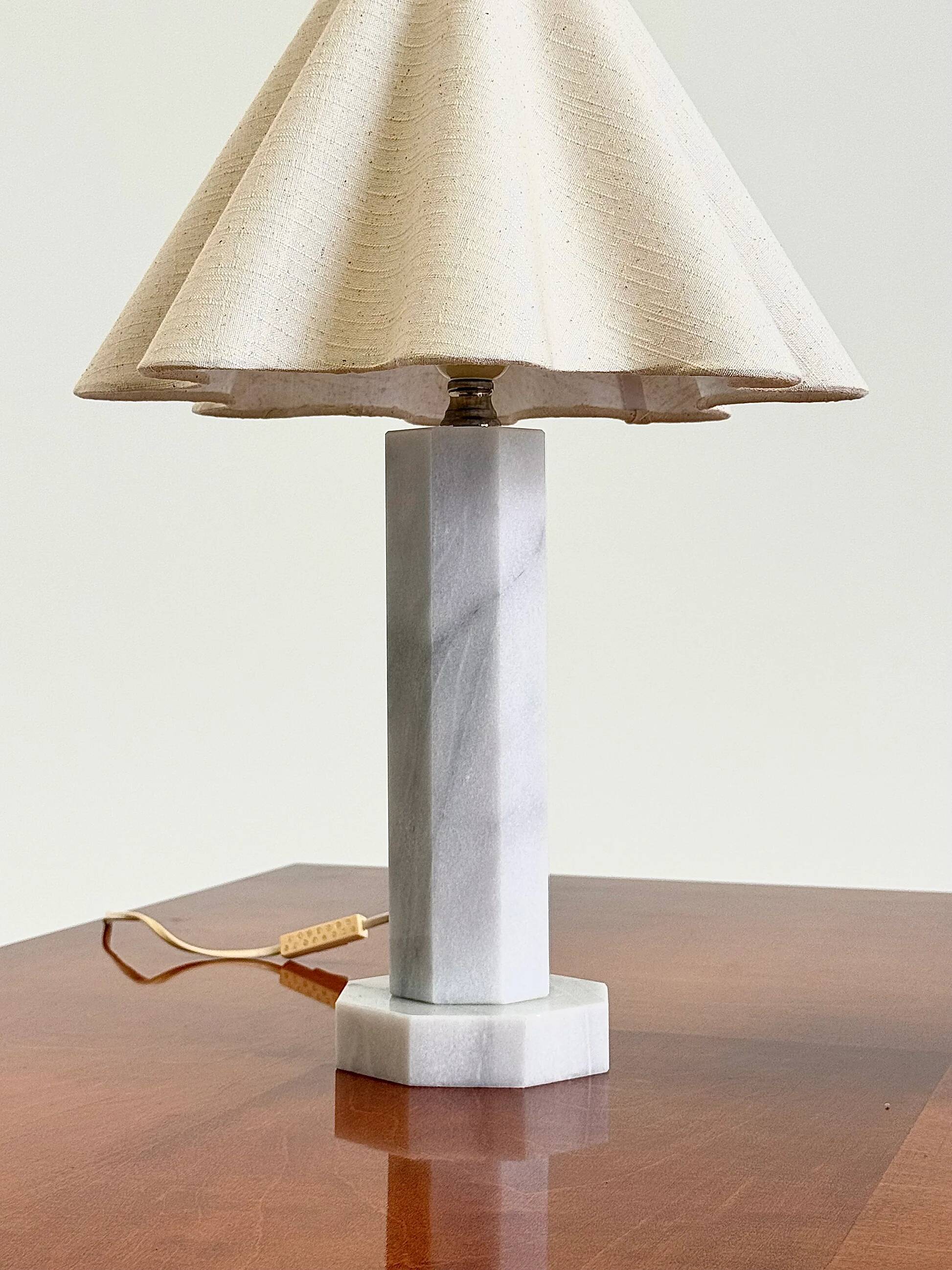 Vintage marble table lamp with linen shade