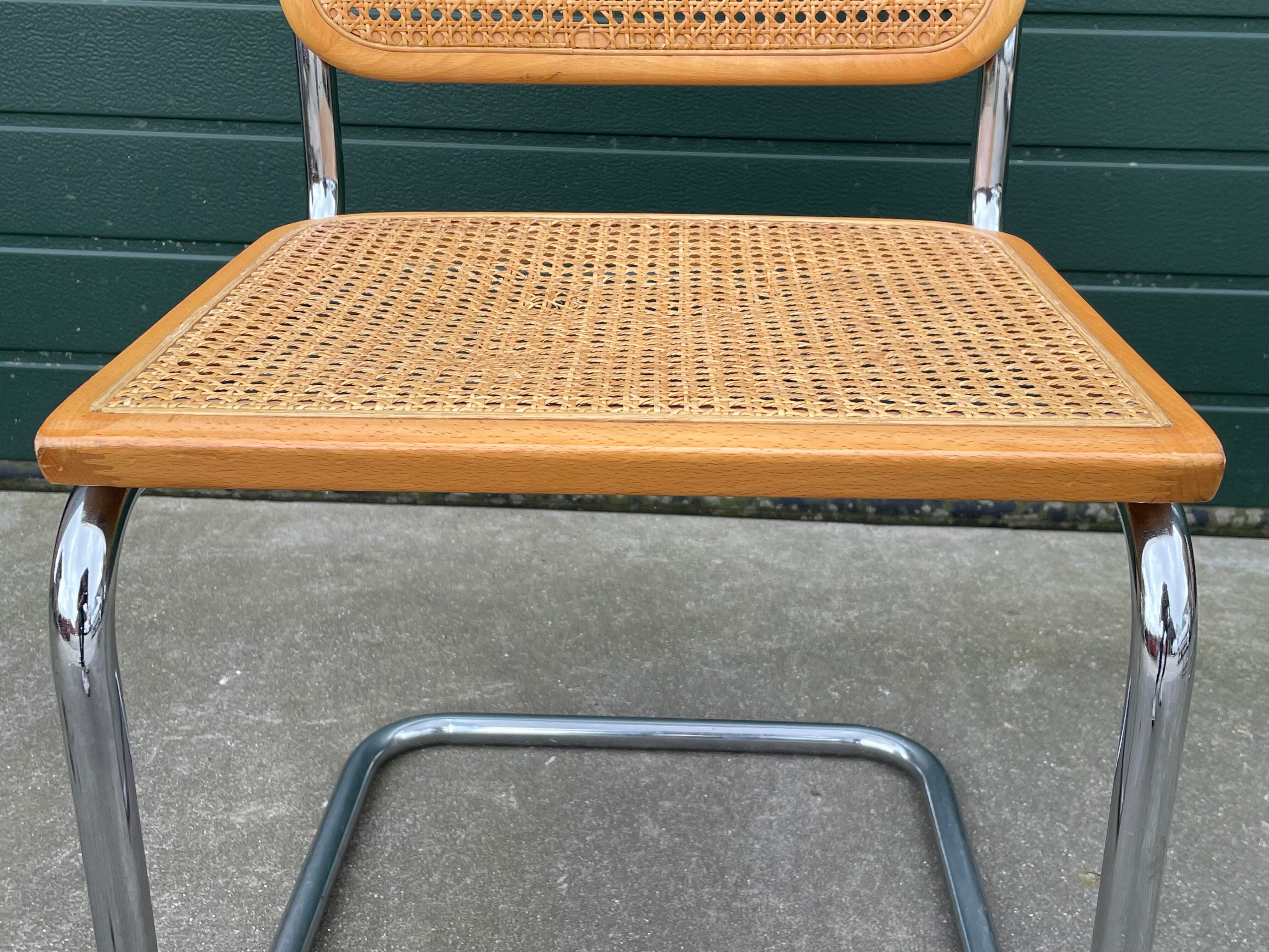 Lot de 4 chaises Cesca modèle b32 en chrome fabriqué en italie par Marcel Breuer