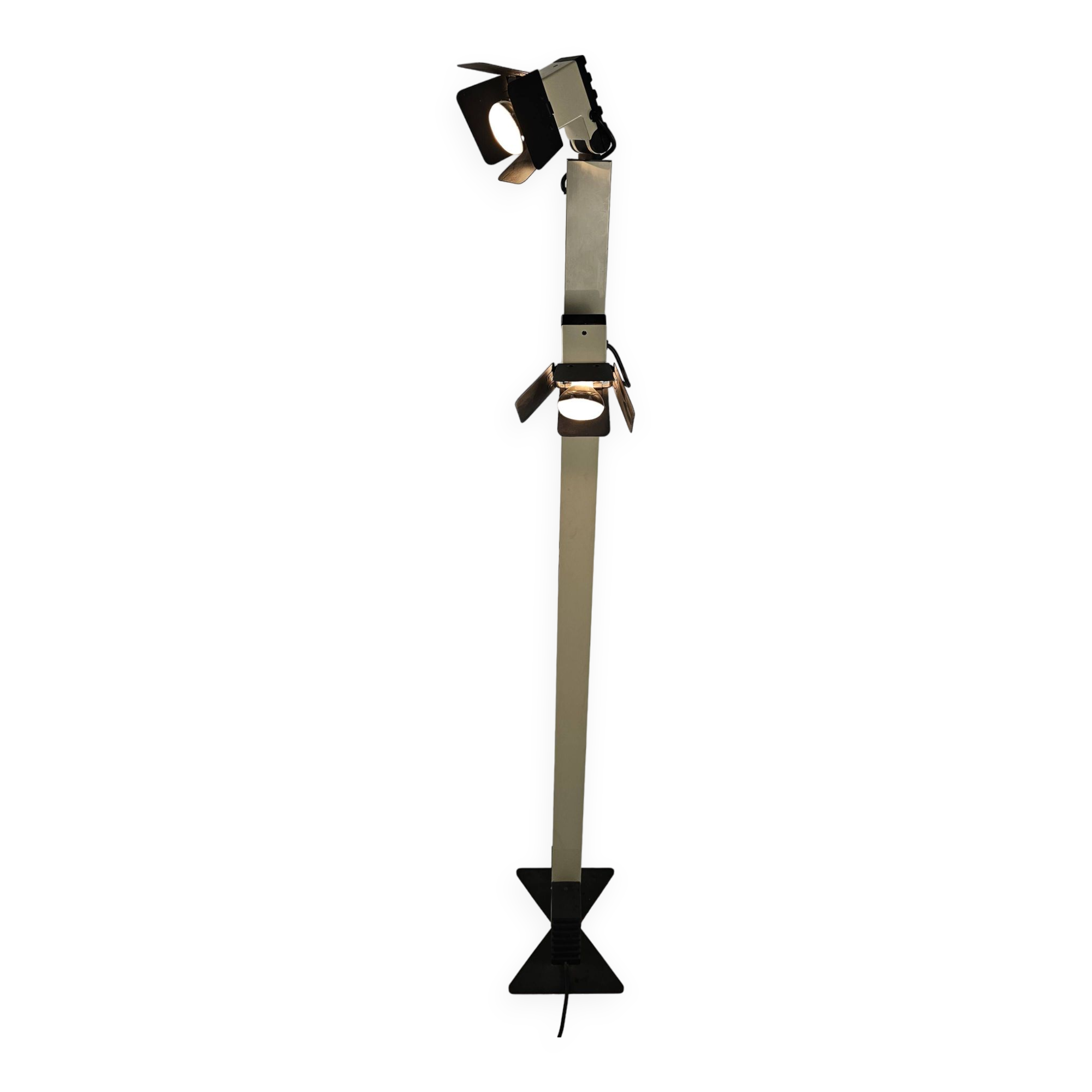 Lampadaire Bauhaus Carl Juncker Weimar Artimeta