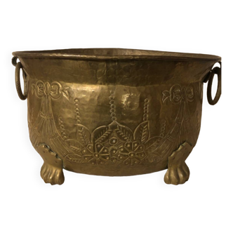 Brass planter