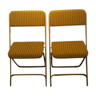 2 lufuma vintage folding chairs