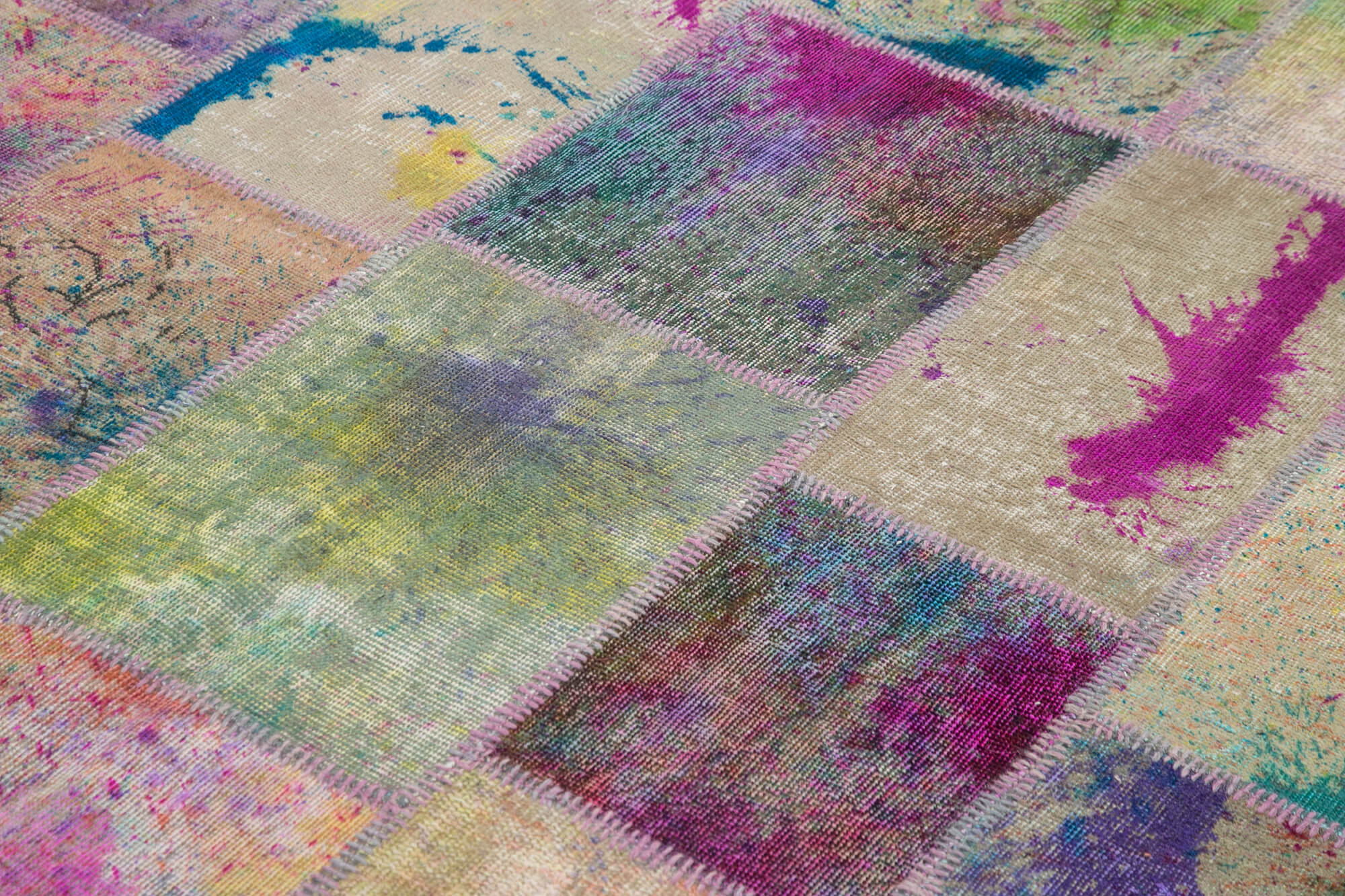 Handmade oriental 204 cm x 300 cm multicolor patchwork carpet