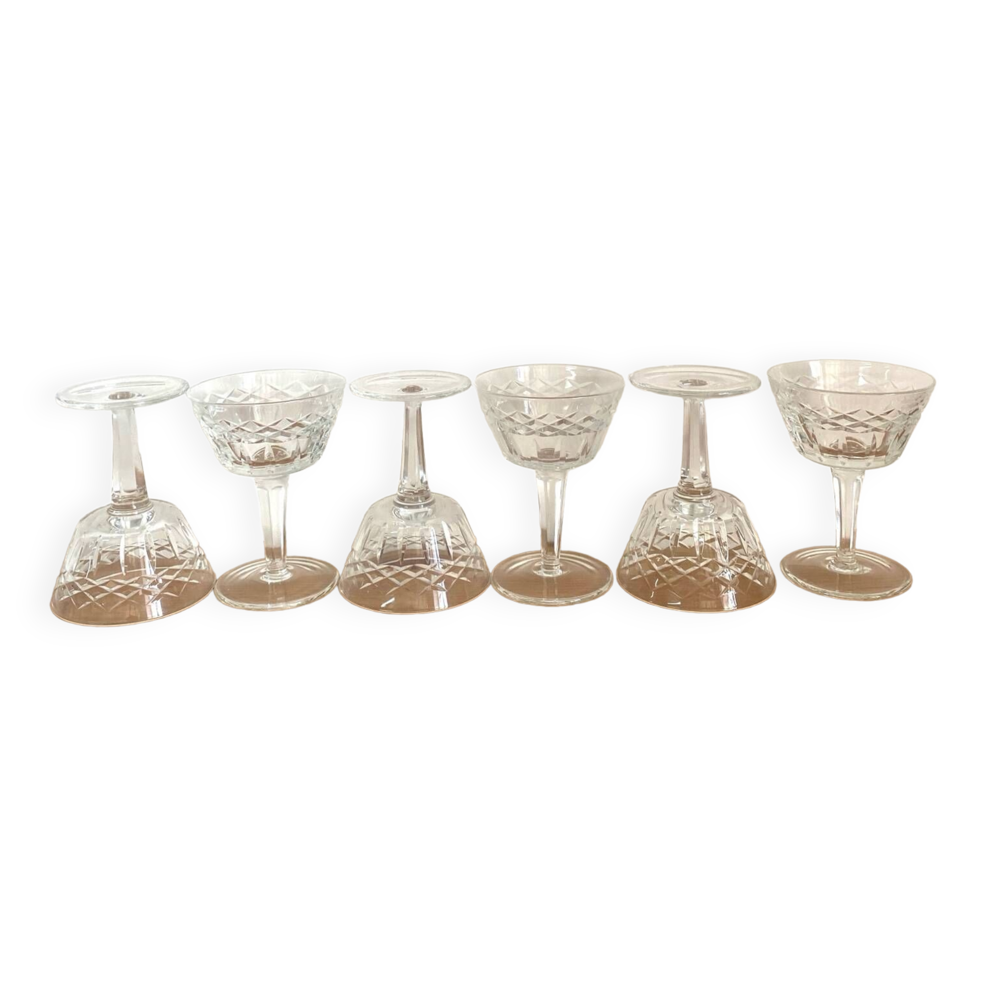 Service of chiseled champagne glasses - vintage