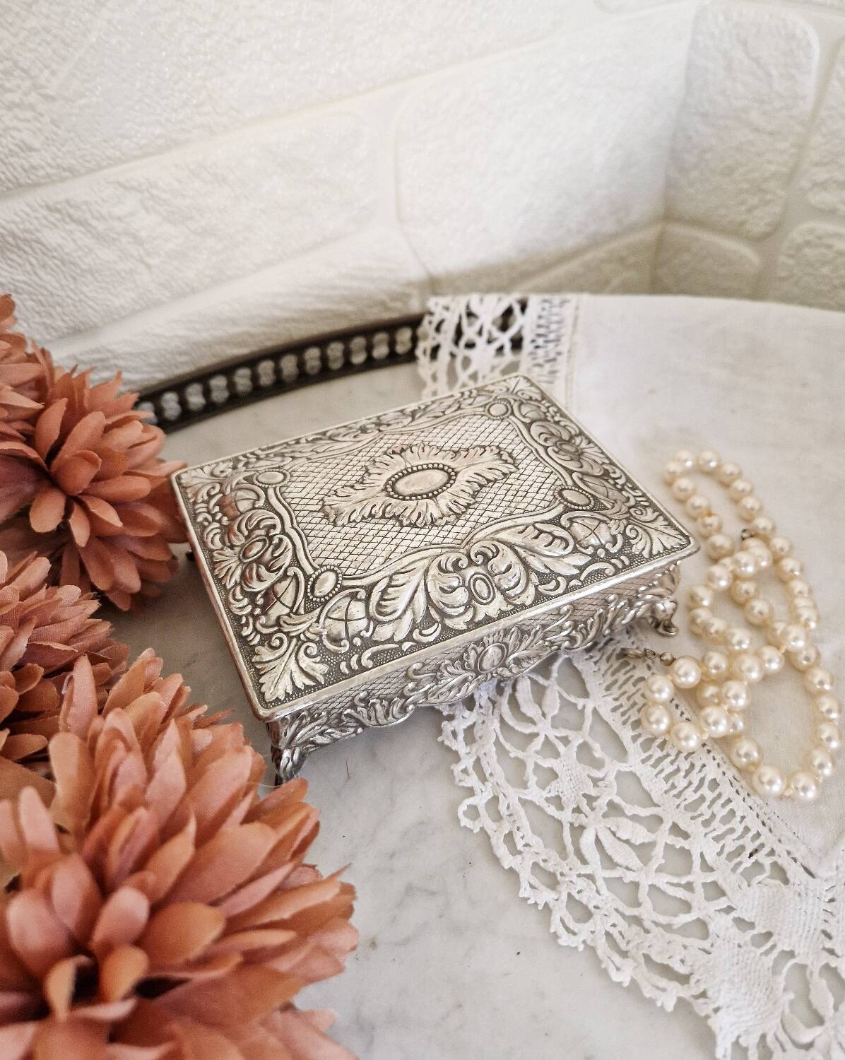 Vintage silver metal jewelry box