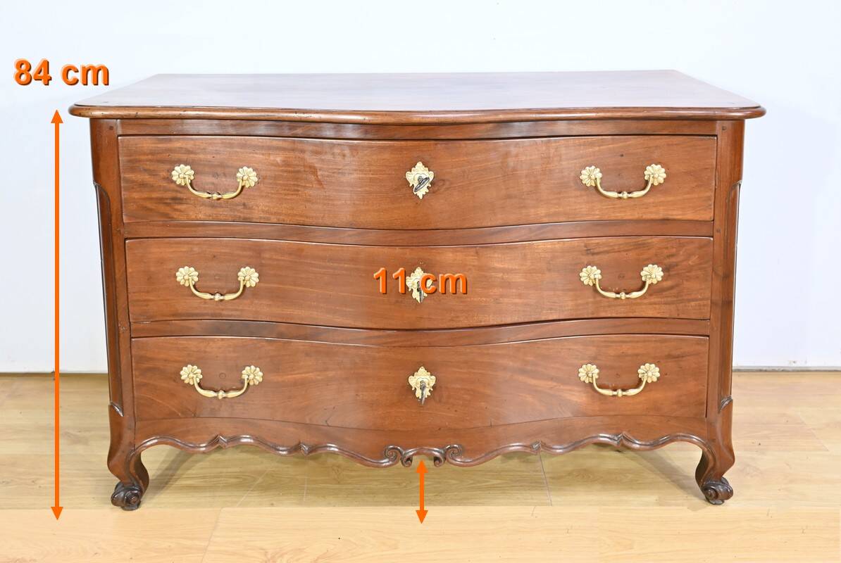 Nantes Commode from Port in Cuban Mahogany – 2nd part of the 18th century