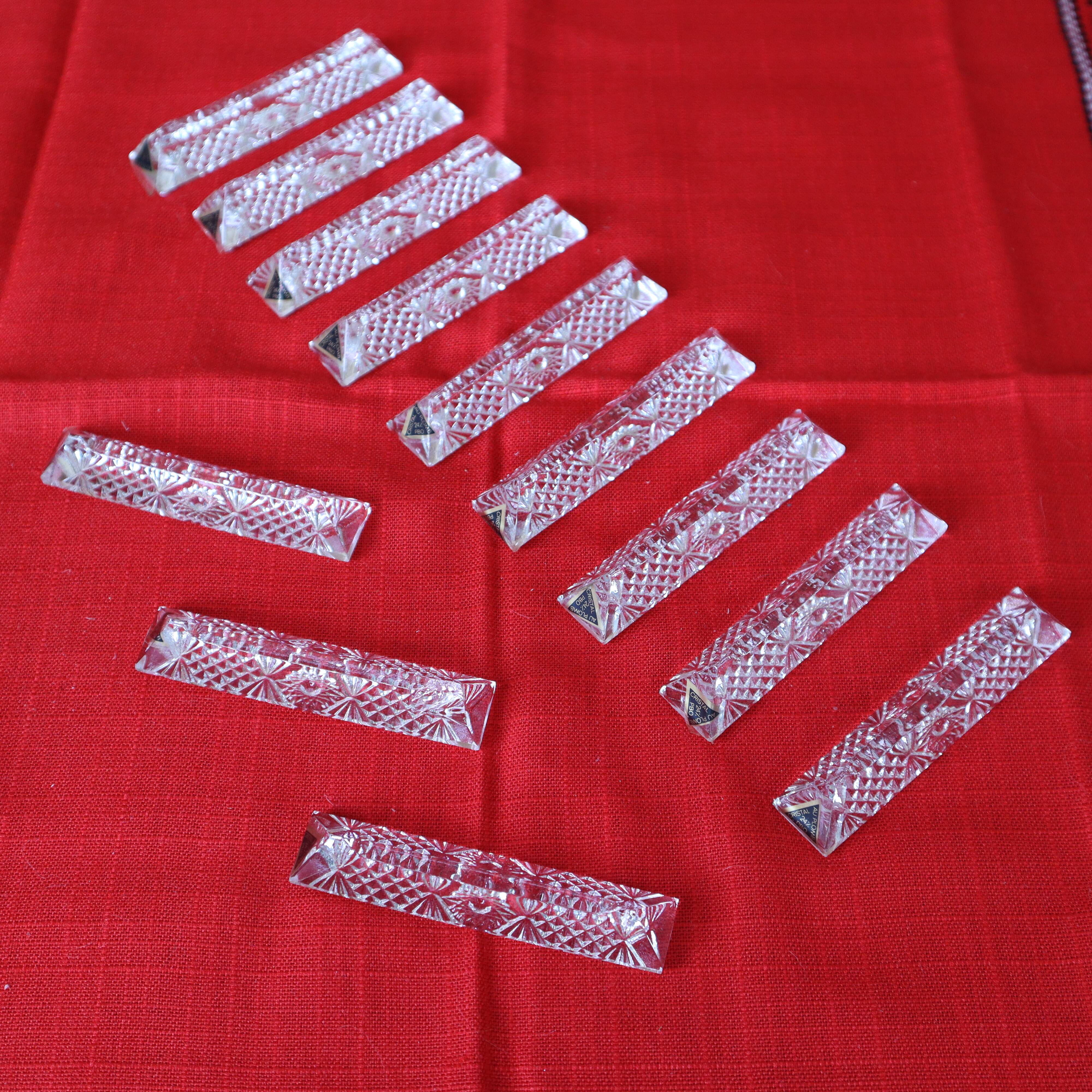 Set of 12 pyramid-shaped crystal knife holders Made in Hungary