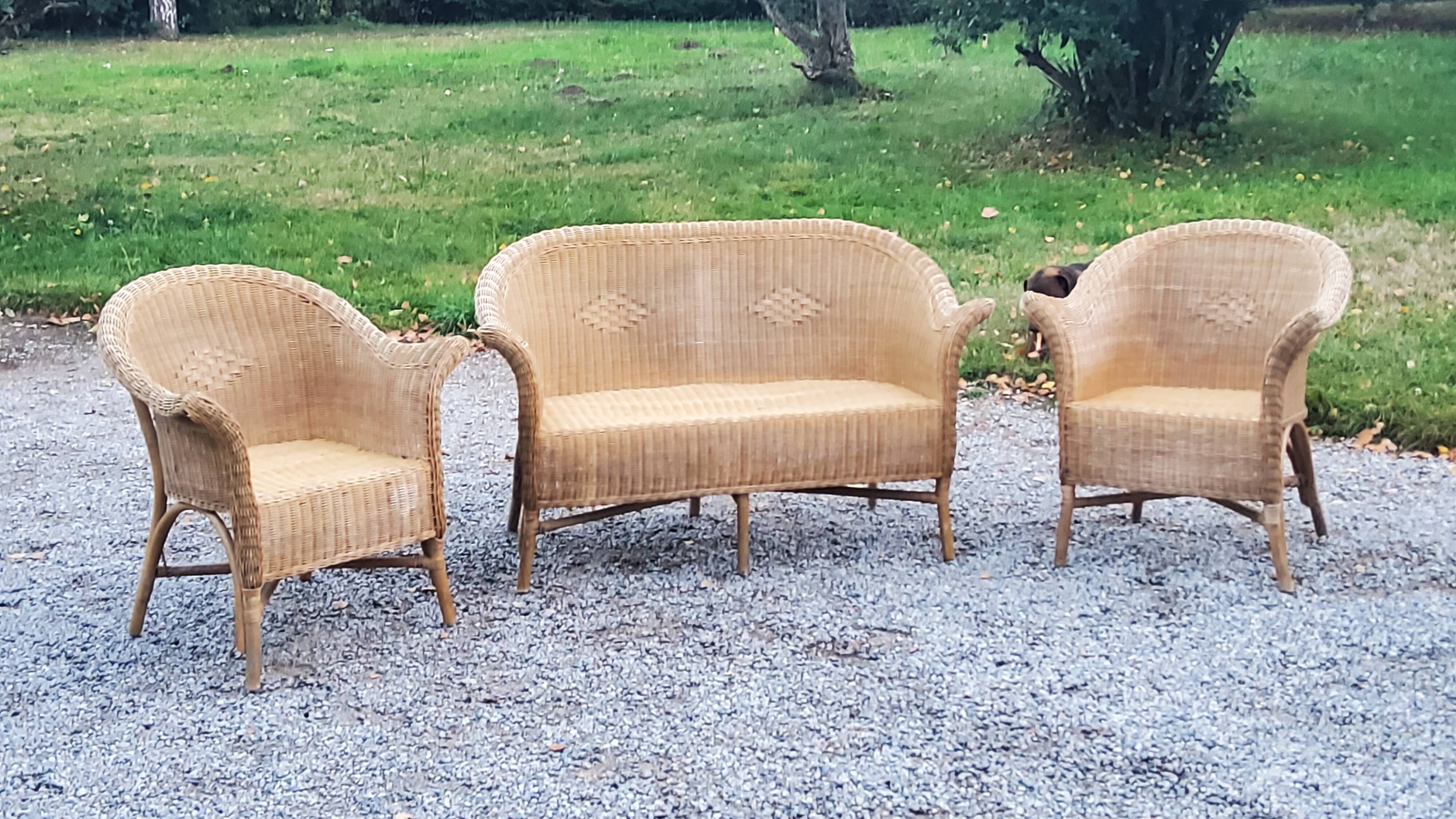 Pair of armchairs and bench in rattan and bamboo from the 60s/70s
