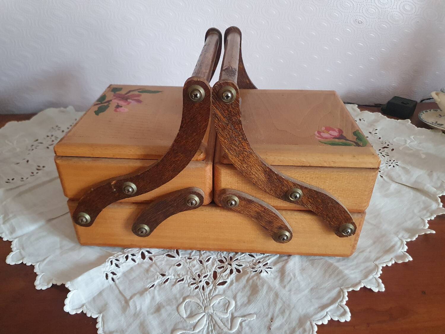 Small wooden sewing box worker