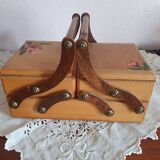 Small wooden sewing box worker