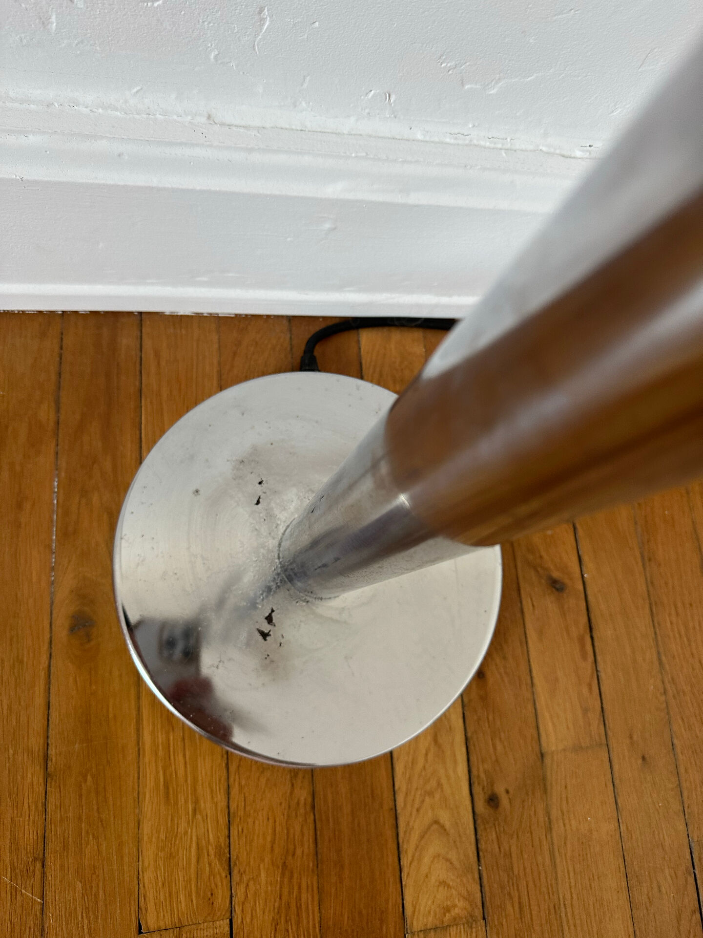 Design floor lamp with 2 flexible arms - vintage